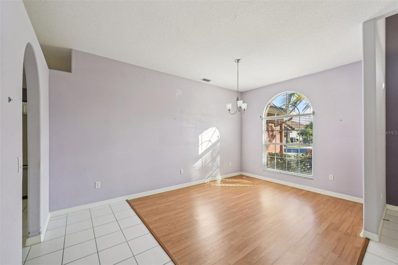 7310 38th Court E, Sarasota, FL 34243 Photo