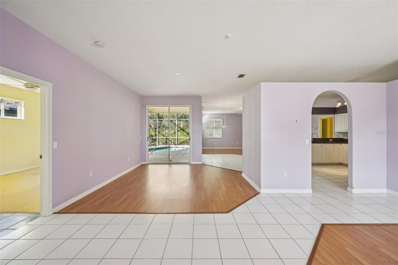 7310 38th Court E, Sarasota, FL 34243 Photo