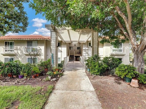 3301 Via Carrizo, Unit P, Laguna Woods, CA 92637