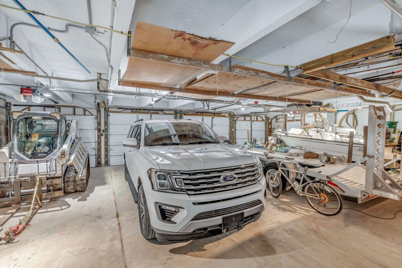 1233 Avenue A, Big Pine Key, FL 33043 Photo