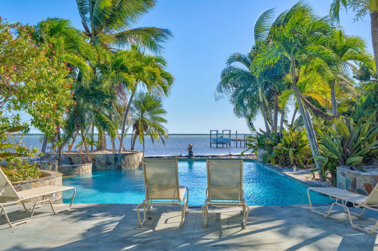 1233 Avenue A, Big Pine Key, FL 33043 Photo