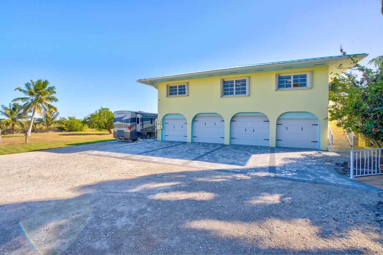 1233 Avenue A, Big Pine Key, FL 33043 Photo