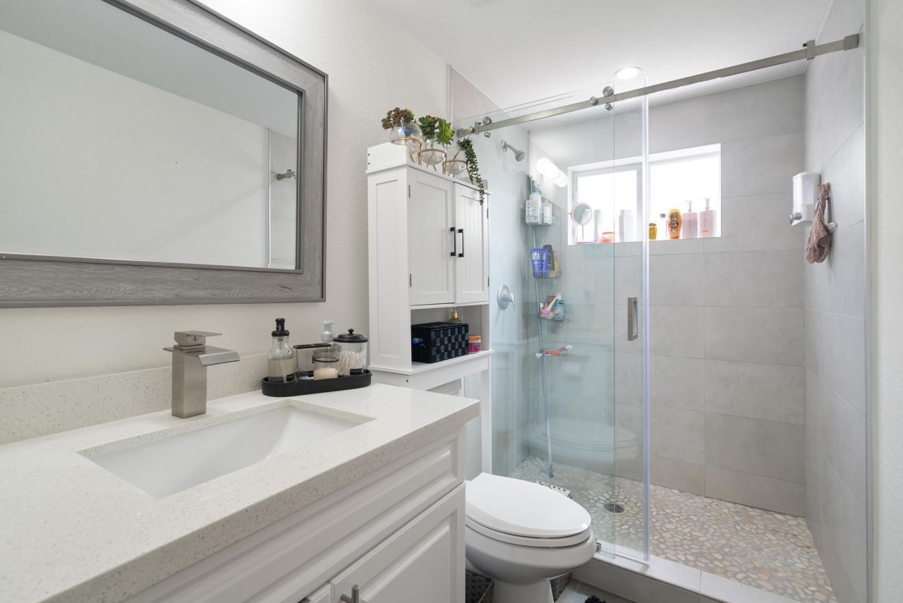 582 Boyd Drive, Key Largo, FL 33037 Photo