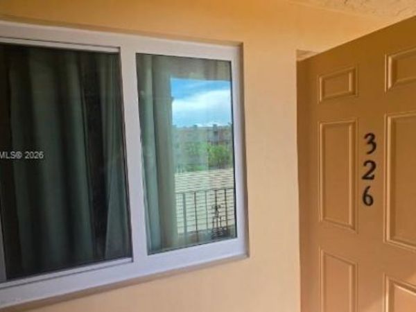 2145 Pierce St, Unit 326, Hollywood, FL 33020