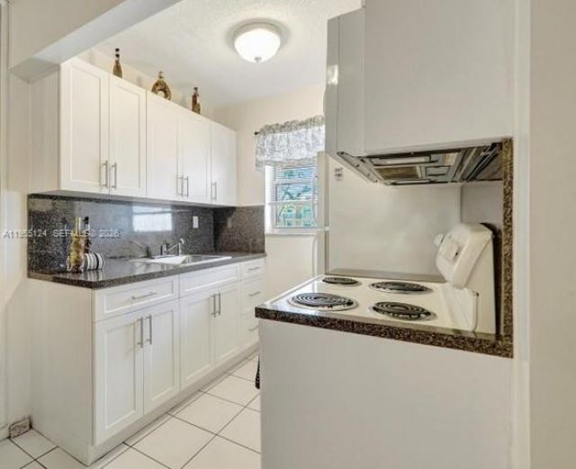 2145 Pierce St, Unit 326, Hollywood, FL 33020 Photo