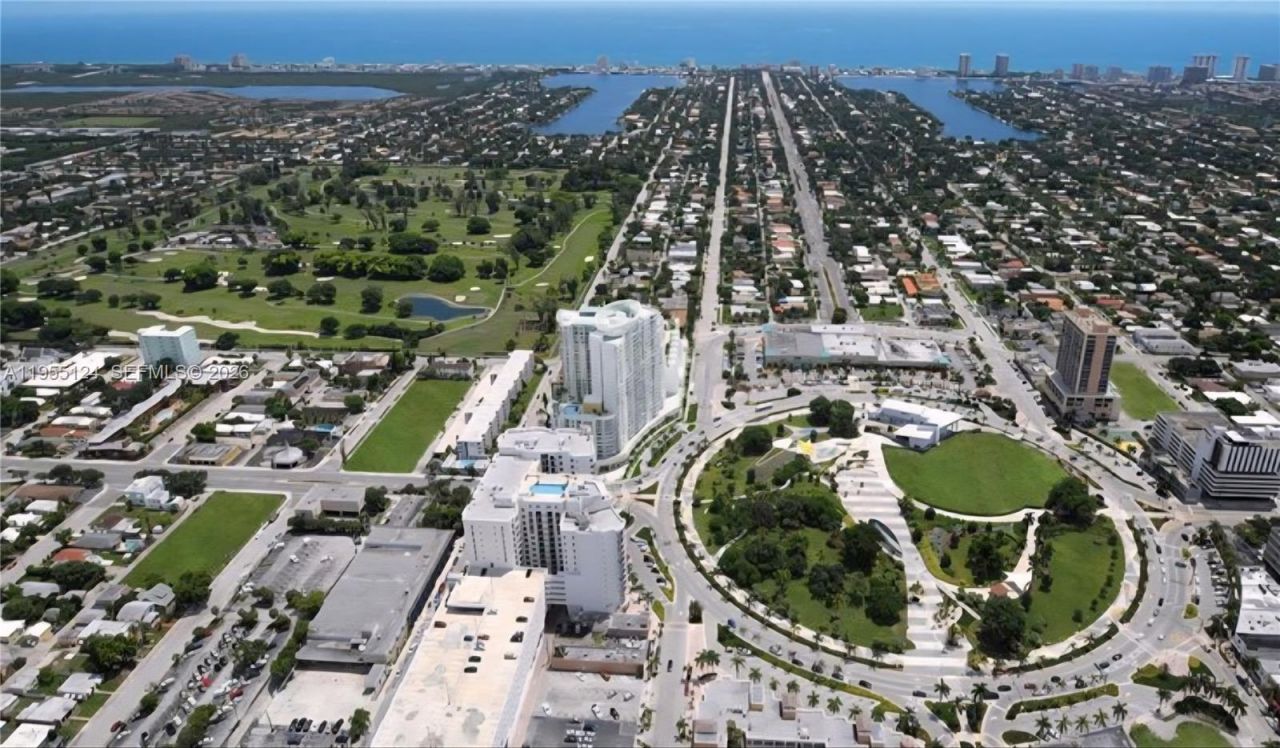 2145 Pierce St, Unit 326, Hollywood, FL 33020 Photo