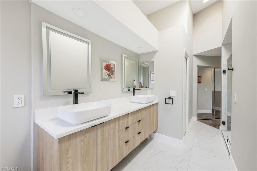 27106 Oakwood Lake Dr, Bonita Springs, FL 34134 Photo