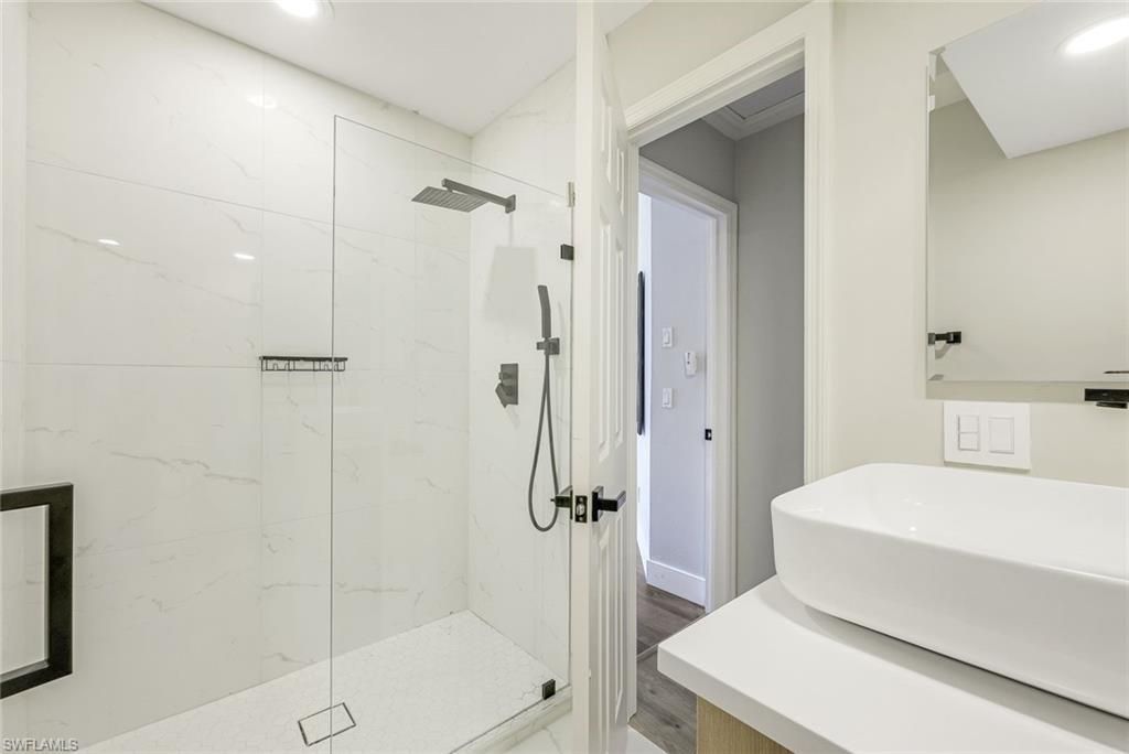 27106 Oakwood Lake Dr, Bonita Springs, FL 34134 Photo