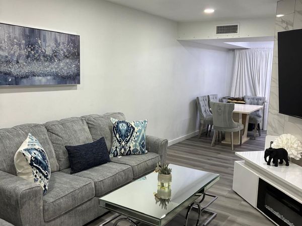 2815 N 52ND Street, Unit 3, Phoenix, AZ 85008