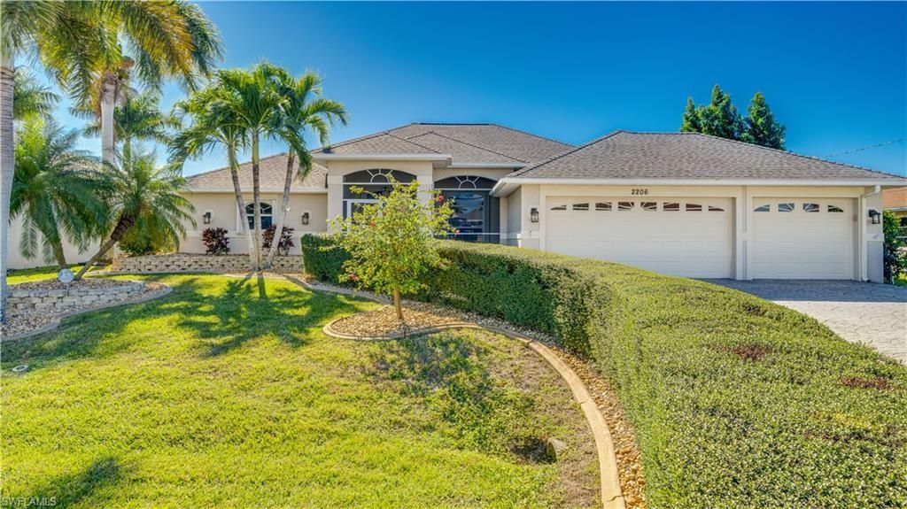 2206 Coral Point Dr, Cape Coral, FL 33990 Photo