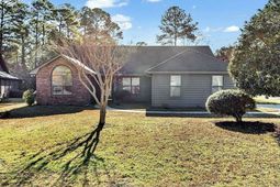 101 Linden Circle photo 4