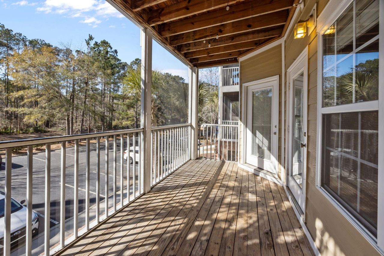 1416 Basildon Road Photo 18