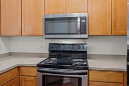 1416 Basildon Road photo 4