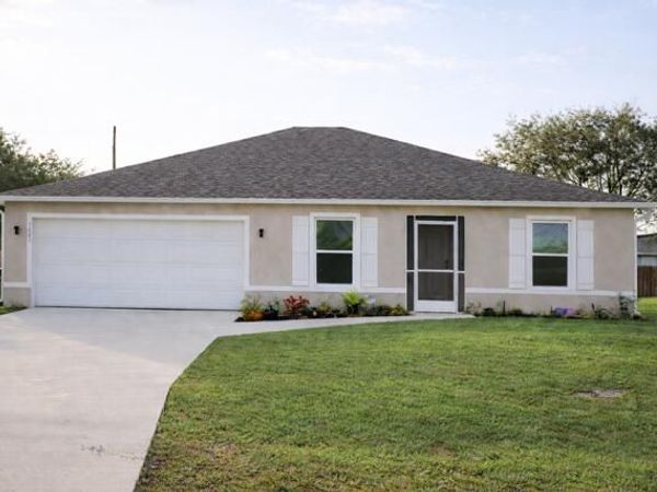 3882 SW Darwin Boulevard, Port St. Lucie, FL 34953