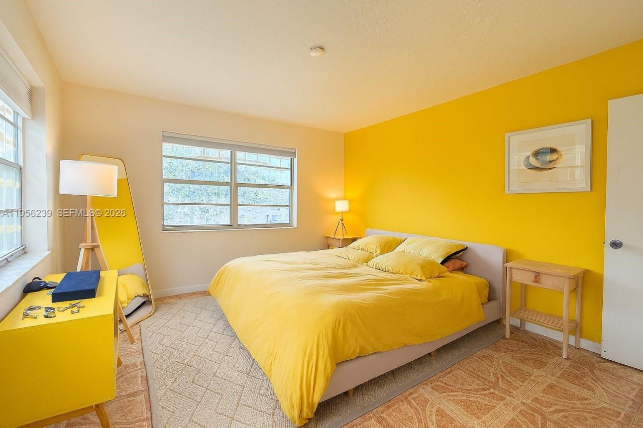 13101 Memorial Hwy, Unit 215, North Miami, FL 33161 Photo