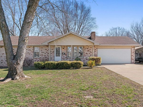 114 S Eagan Street, Republic, MO 65738