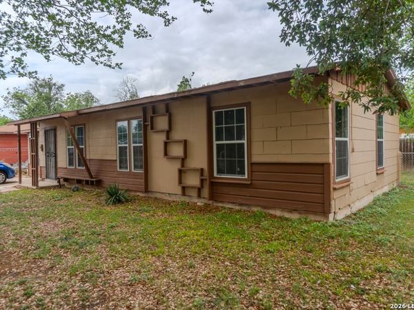 341 longview, San Antonio, TX 78220