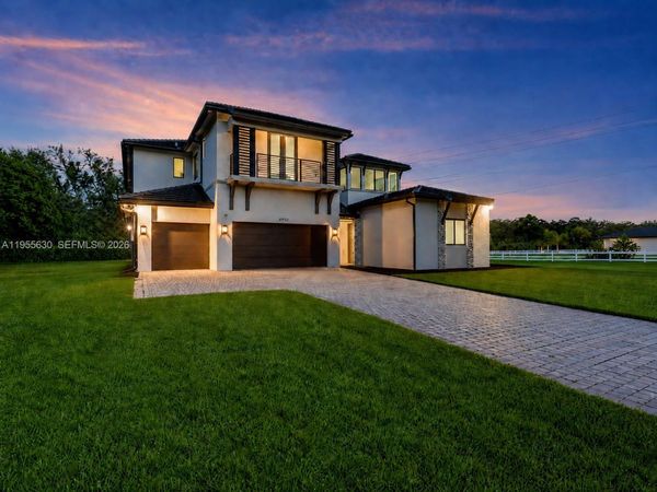 4950 SW 158th Avenue, Southwest Ranches, FL 33331