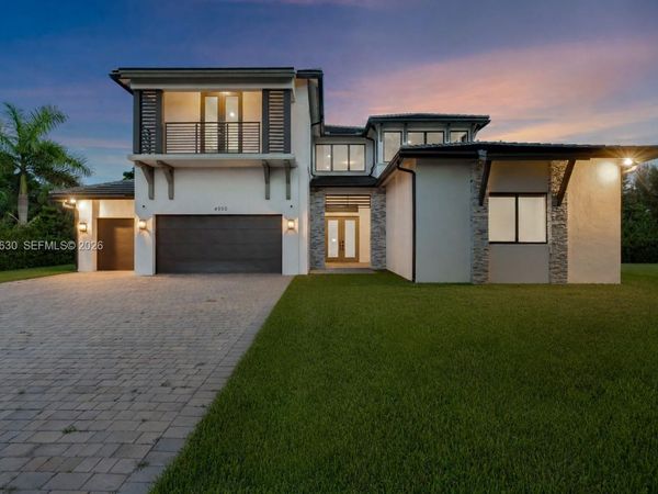 4950 SW 158th Avenue, Southwest Ranches, FL 33331