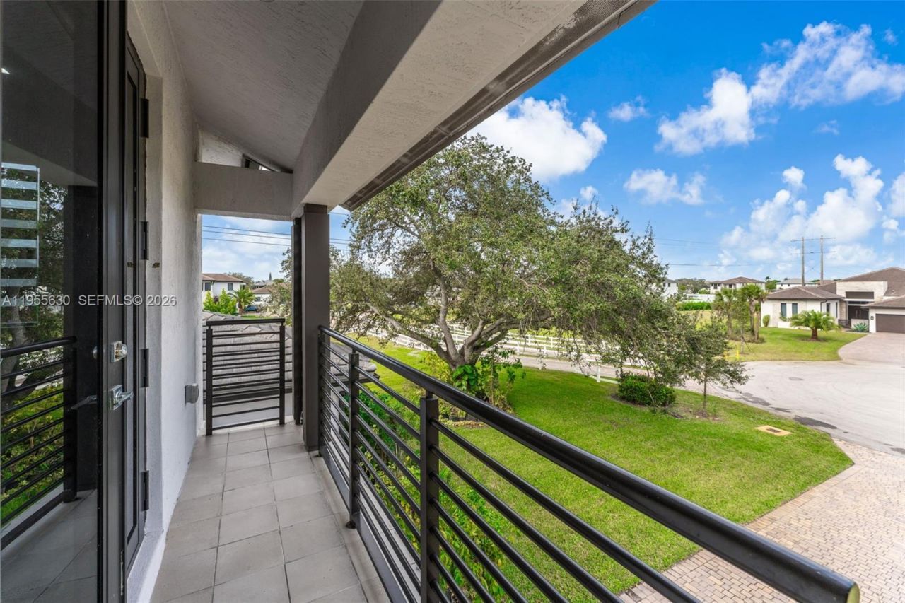 4950 SW 158th Avenue, Southwest Ranches, FL 33331 Photo