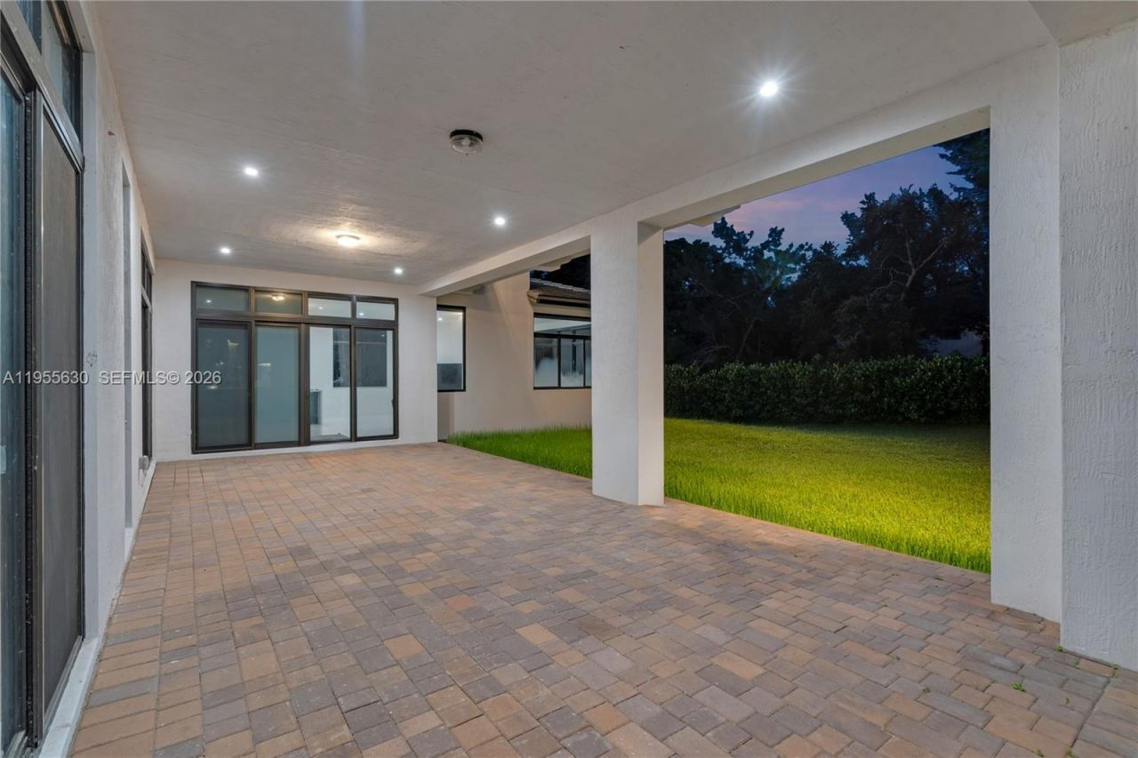 4950 SW 158th Avenue, Southwest Ranches, FL 33331 Photo