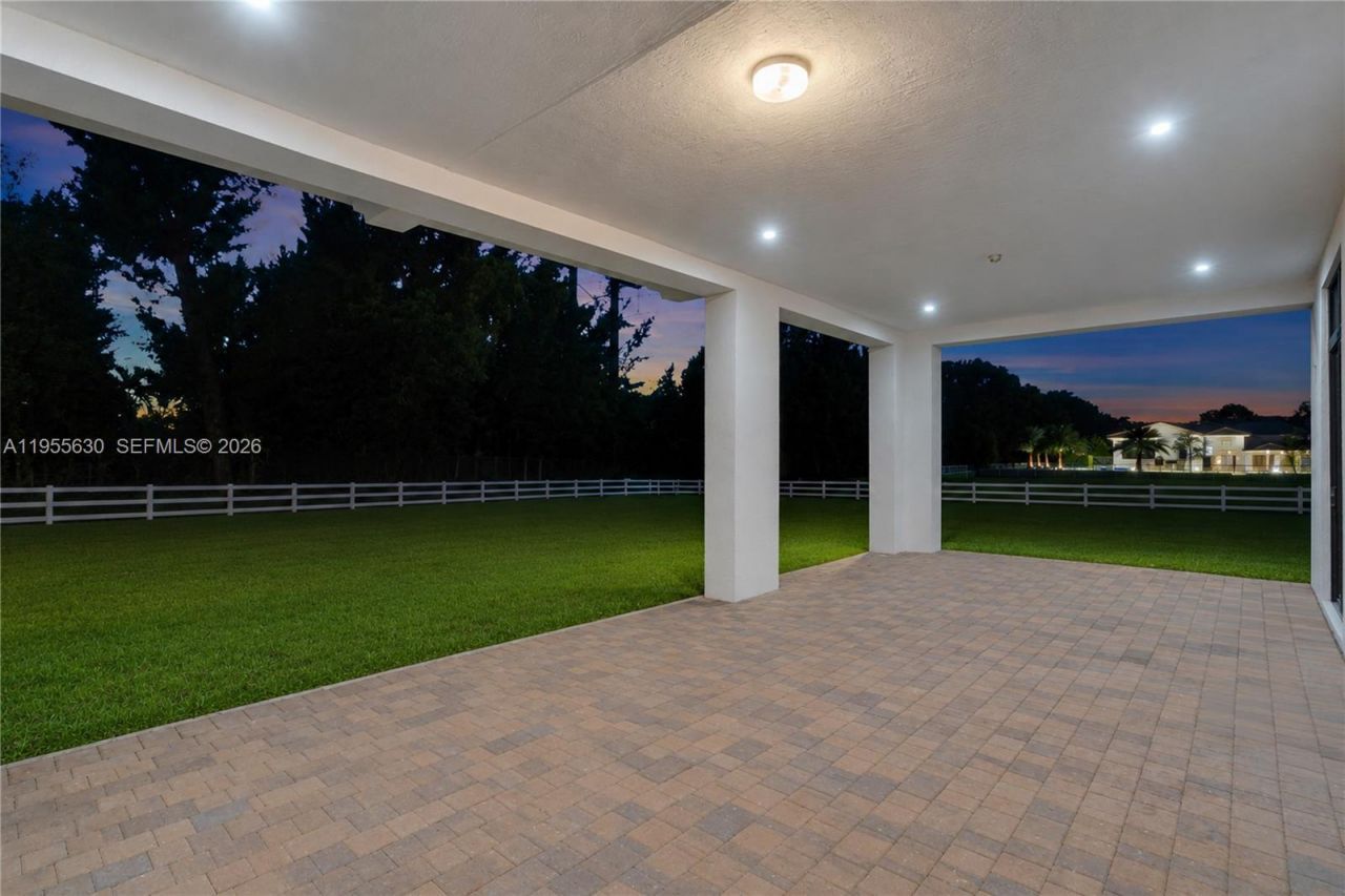 4950 SW 158th Avenue, Southwest Ranches, FL 33331 Photo