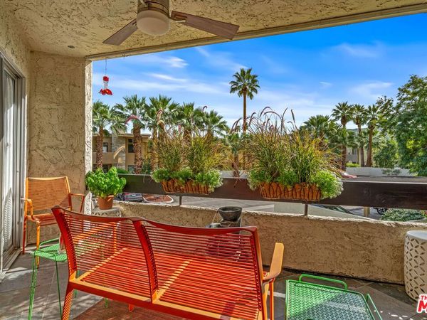 1550 S Camino Real, Unit 221, Palm Springs, CA 92264