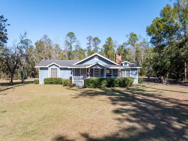 1339 E MAIN ST., Mayo, FL 32066