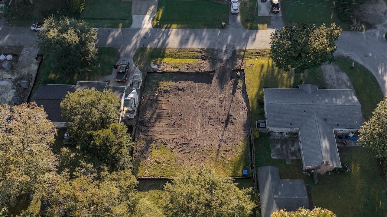 894 Randall Drive Photo 10