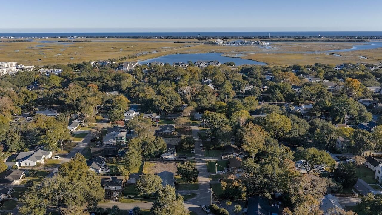 894 Randall Drive Photo 12