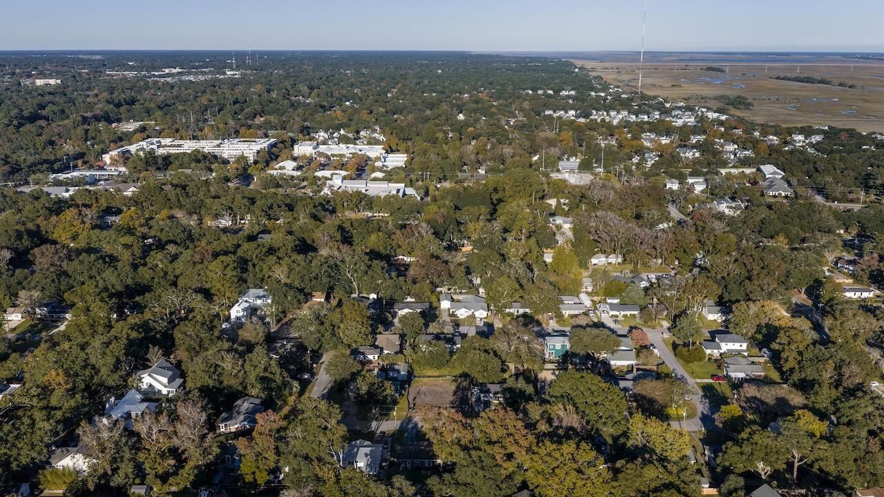 894 Randall Drive Photo 9