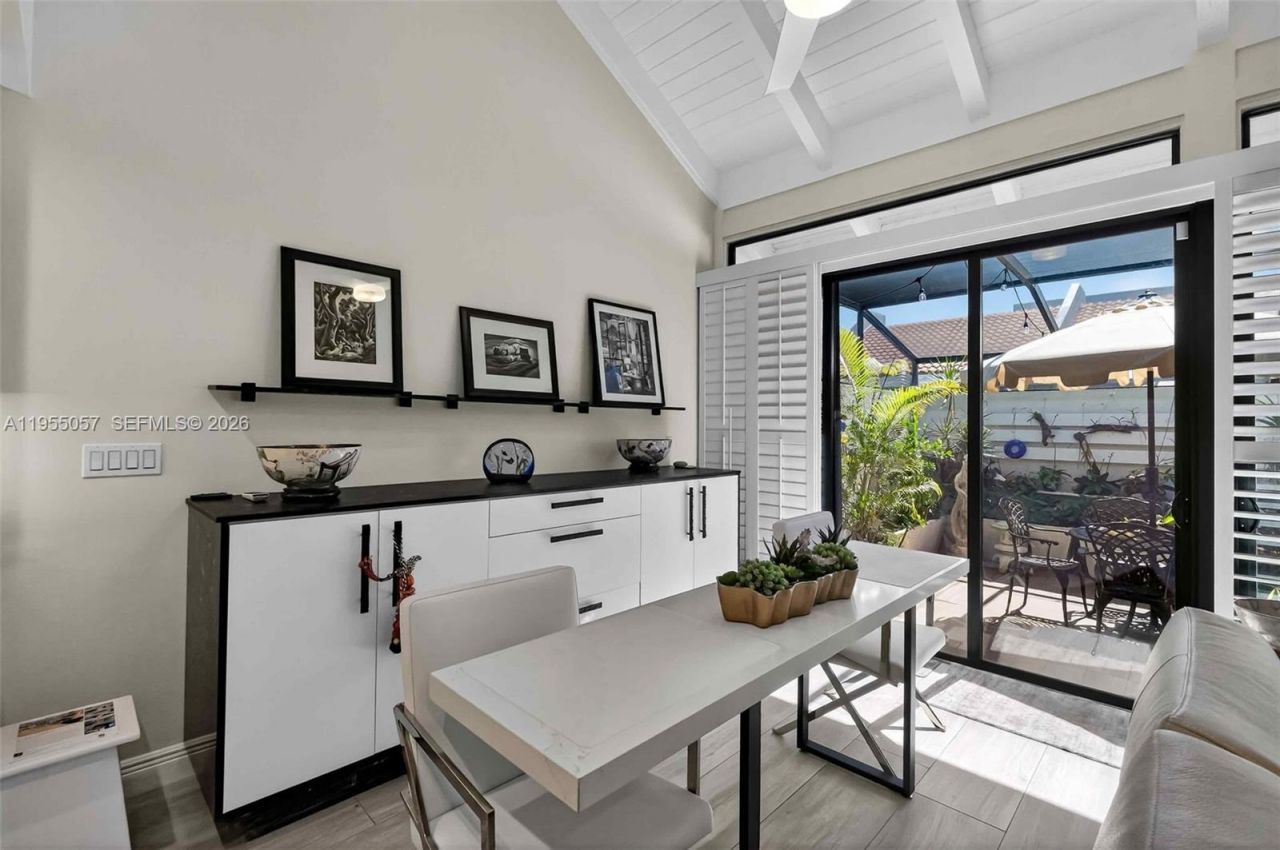 8144 SW 86th Ter, Miami, FL 33143 Photo