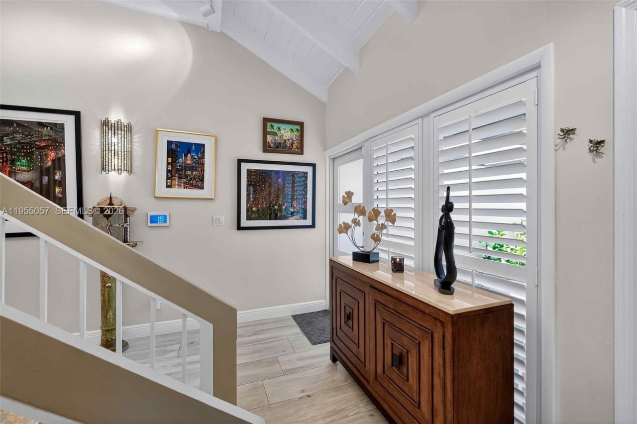 8144 SW 86th Ter, Miami, FL 33143 Photo