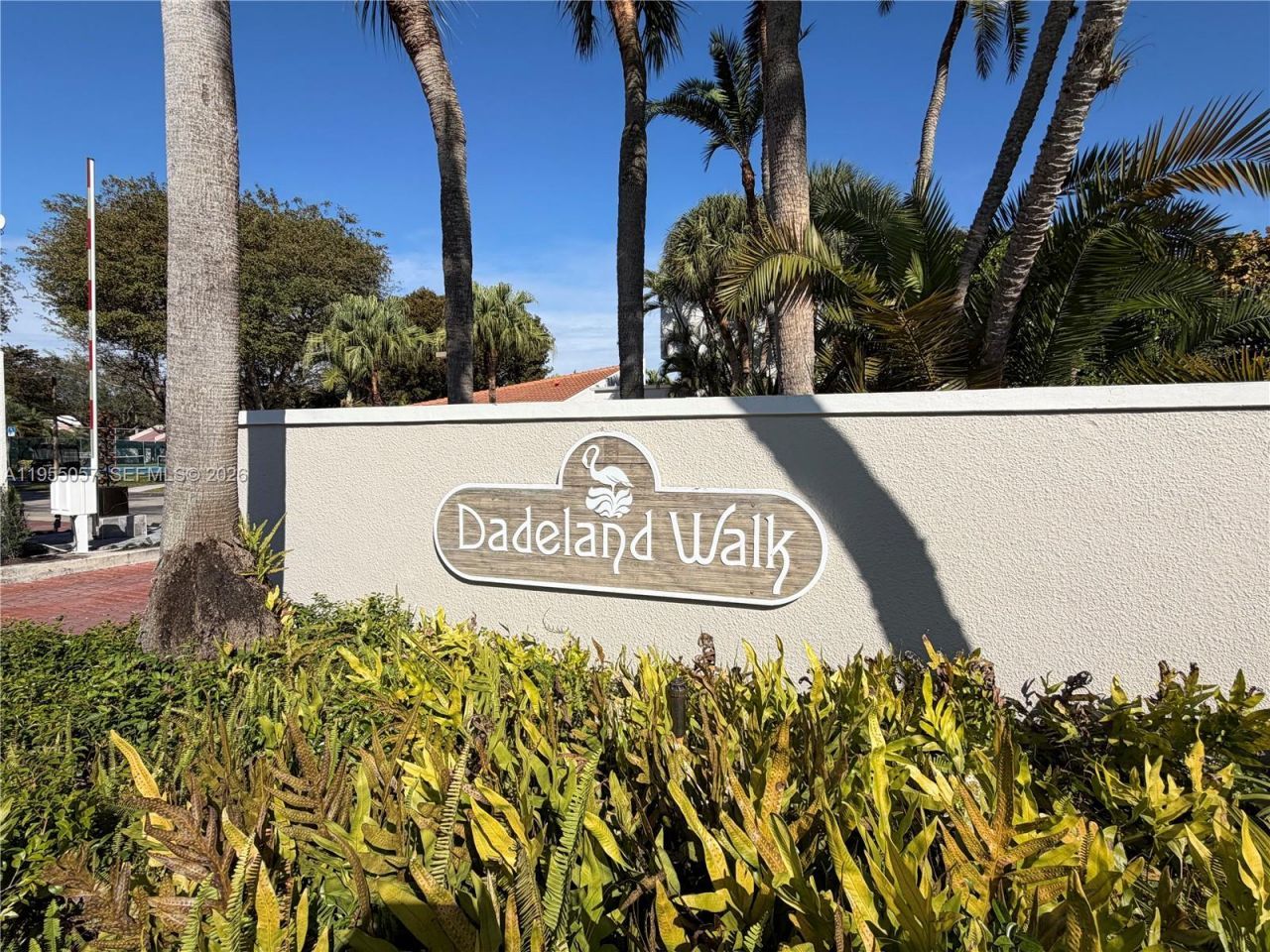 8144 SW 86th Ter, Miami, FL 33143 Photo