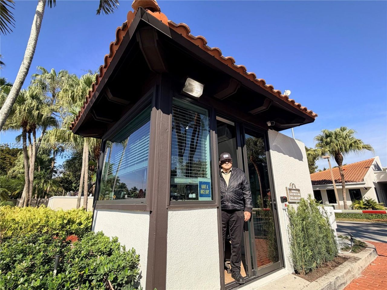 8144 SW 86th Ter, Miami, FL 33143 Photo