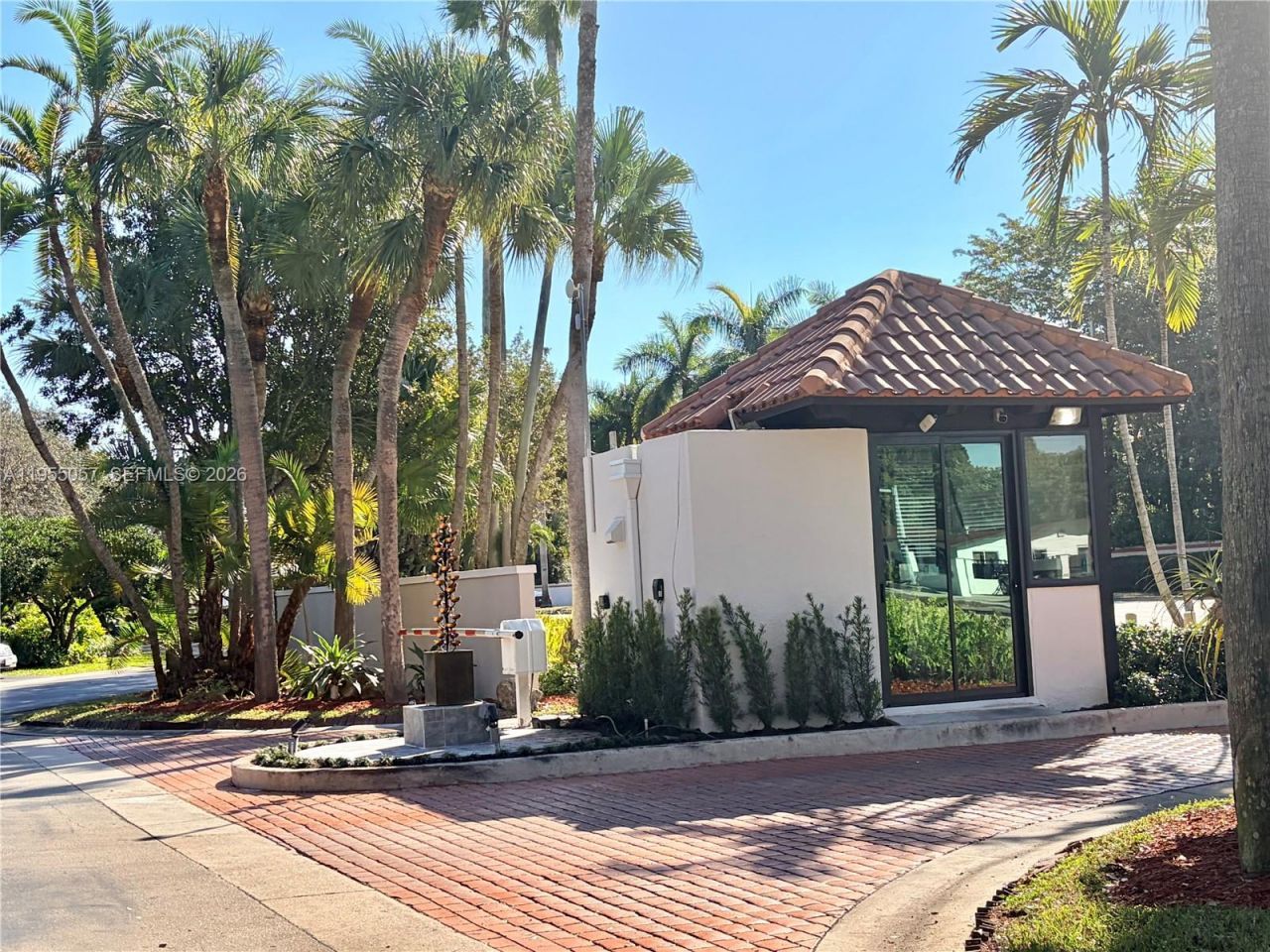 8144 SW 86th Ter, Miami, FL 33143 Photo