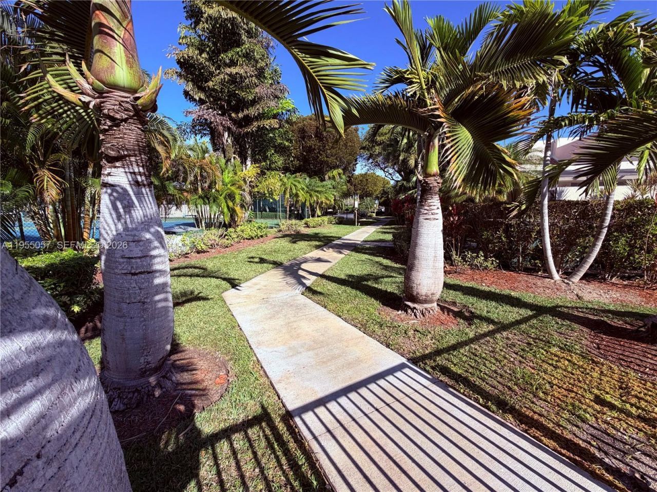 8144 SW 86th Ter, Miami, FL 33143 Photo