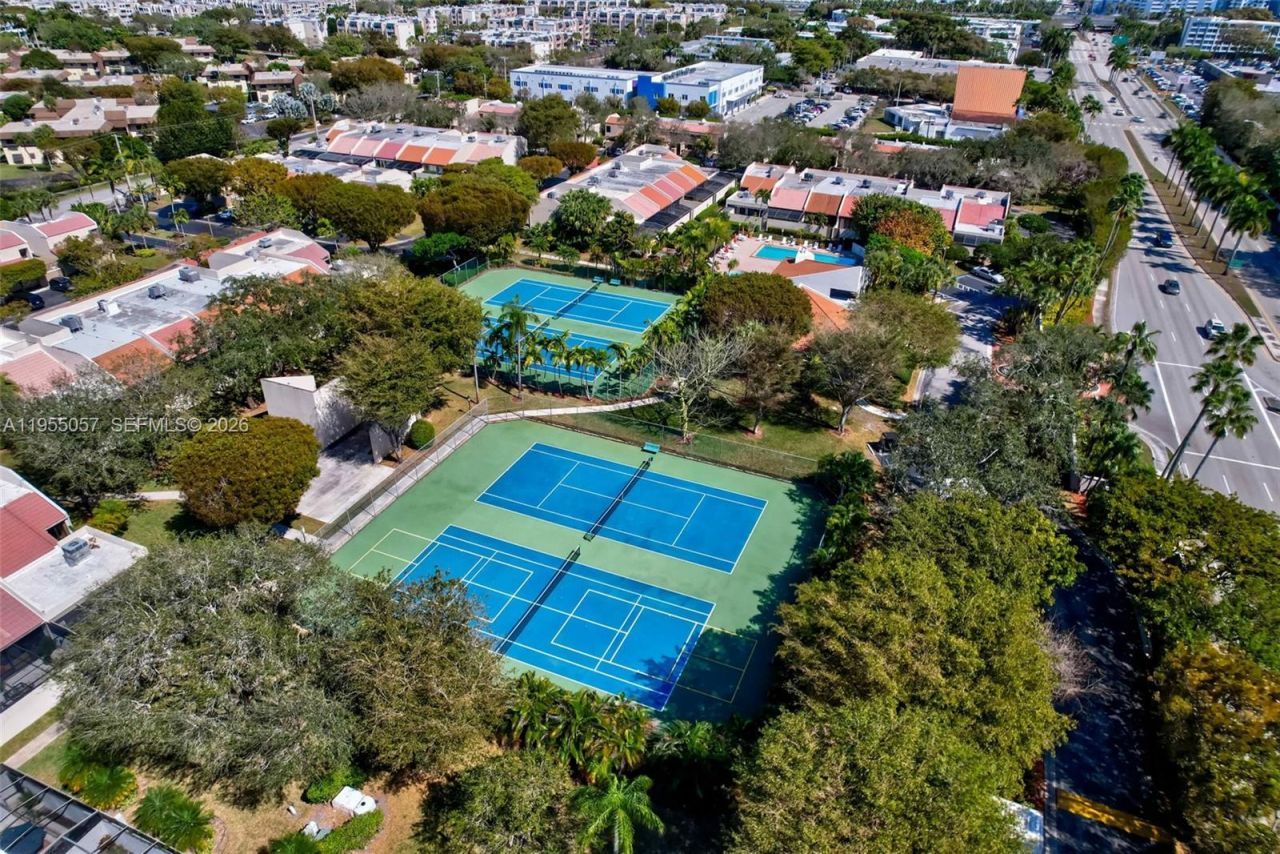 8144 SW 86th Ter, Miami, FL 33143 Photo