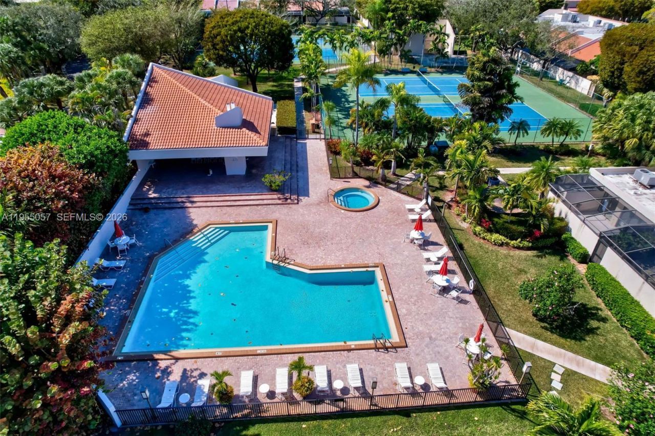 8144 SW 86th Ter, Miami, FL 33143 Photo