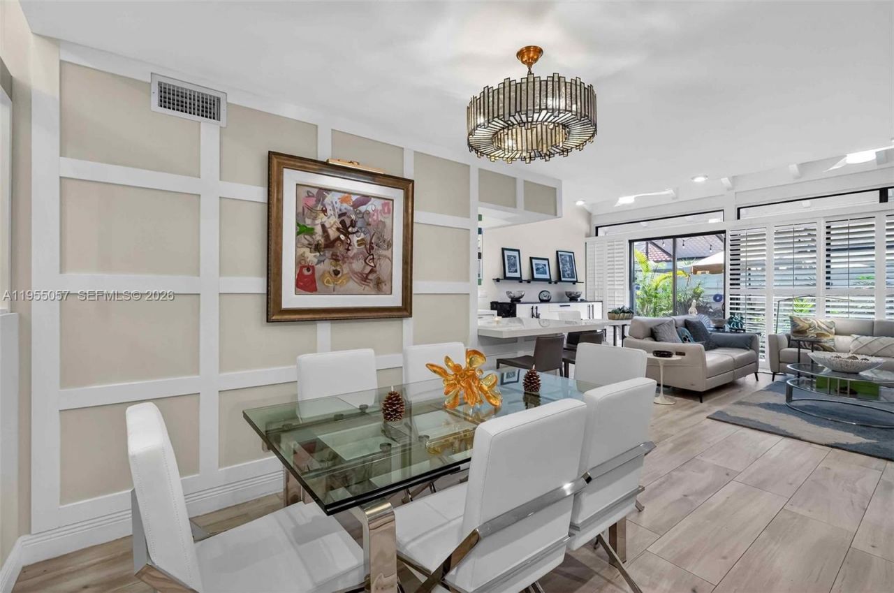 8144 SW 86th Ter, Miami, FL 33143 Photo