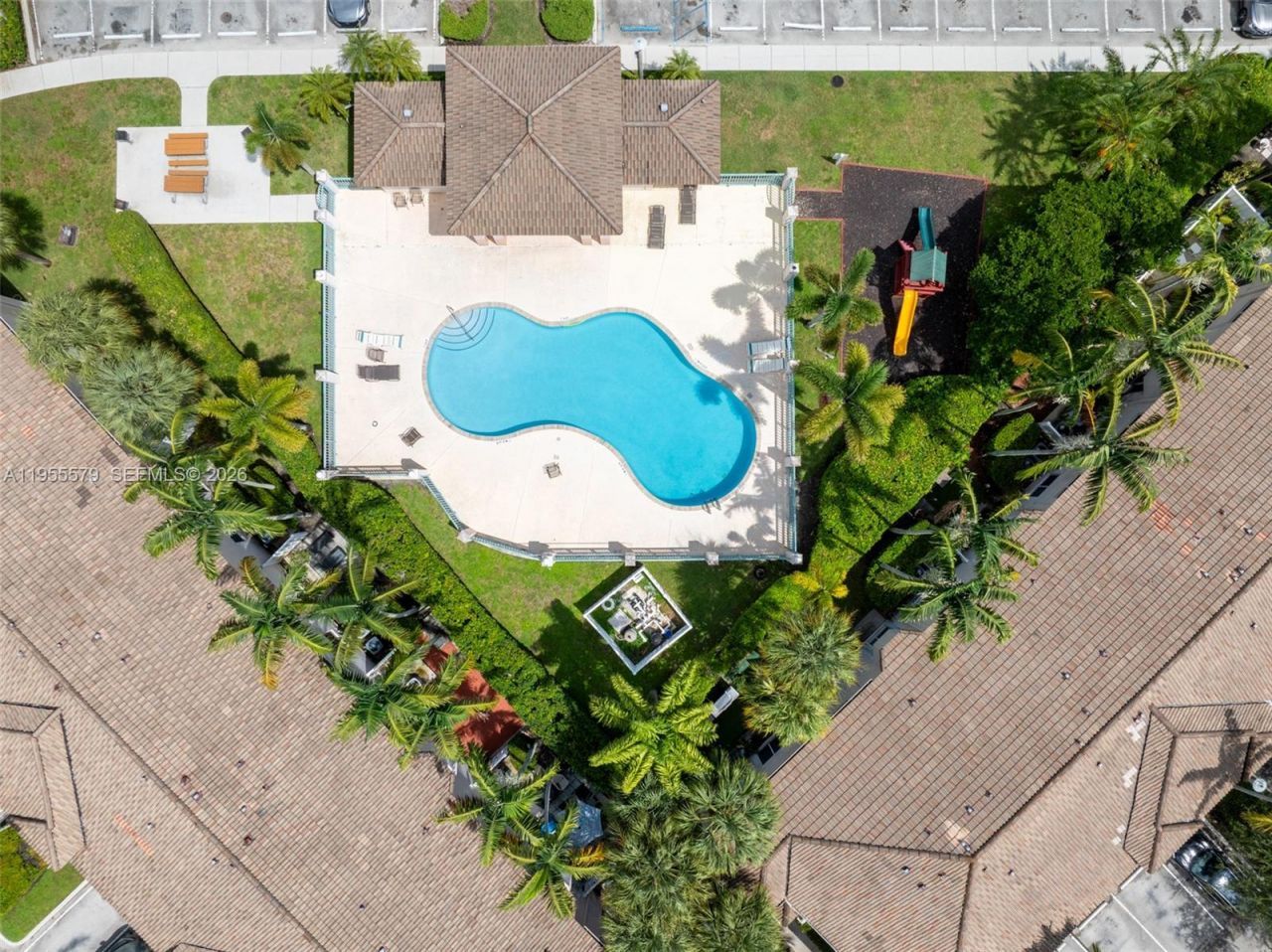 Please Call For Address, Unit 202, Pembroke Pines, FL 33024 Photo