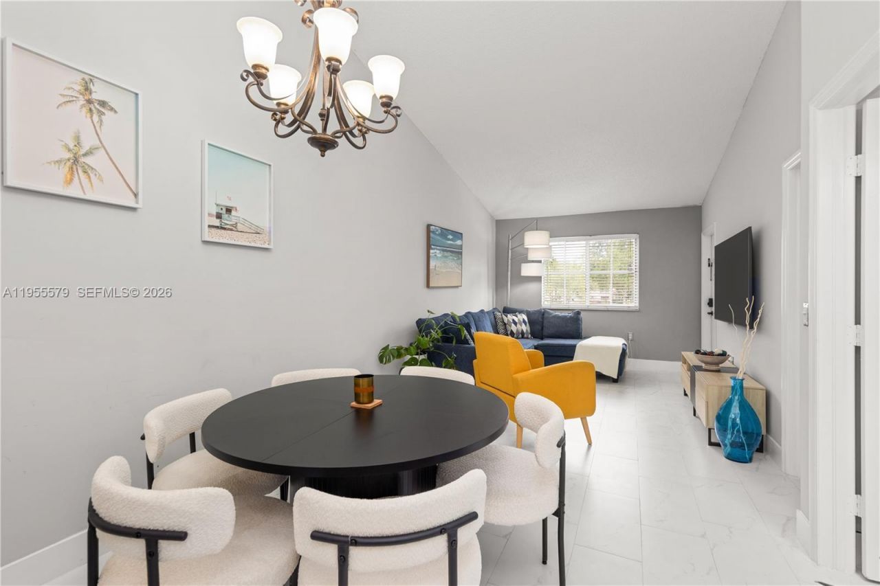 Please Call For Address, Unit 202, Pembroke Pines, FL 33024 Photo