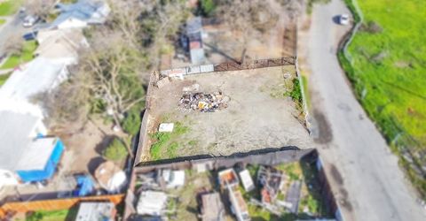 3225 Ermina Dr, Sacramento, CA 95815 Photo