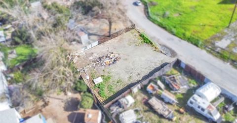 3225 Ermina Dr, Sacramento, CA 95815 Photo