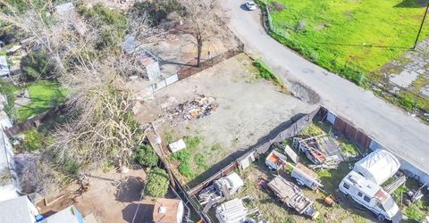 3225 Ermina Dr, Sacramento, CA 95815 Photo