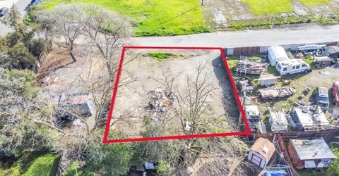 3225 Ermina Dr, Sacramento, CA 95815 Photo