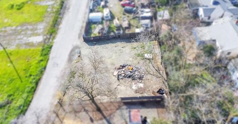 3225 Ermina Dr, Sacramento, CA 95815 Photo