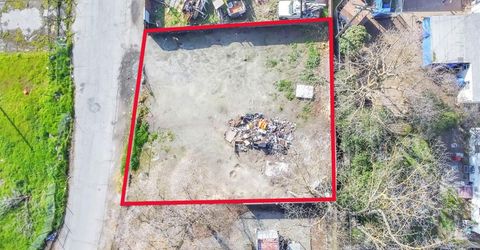 3225 Ermina Dr, Sacramento, CA 95815 Photo