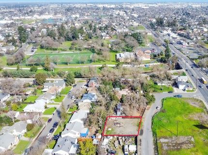 3225 Ermina Dr, Sacramento, CA 95815 Photo