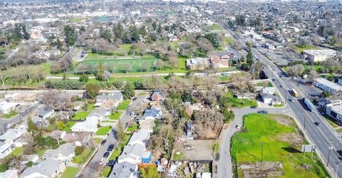 3225 Ermina Dr, Sacramento, CA 95815 Photo